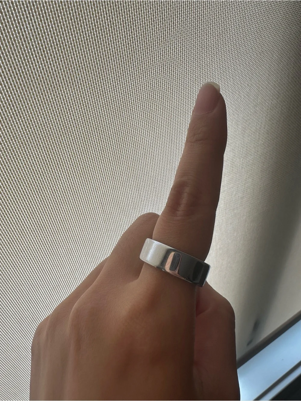 Oura Ring Gen 4 - Silver size 8